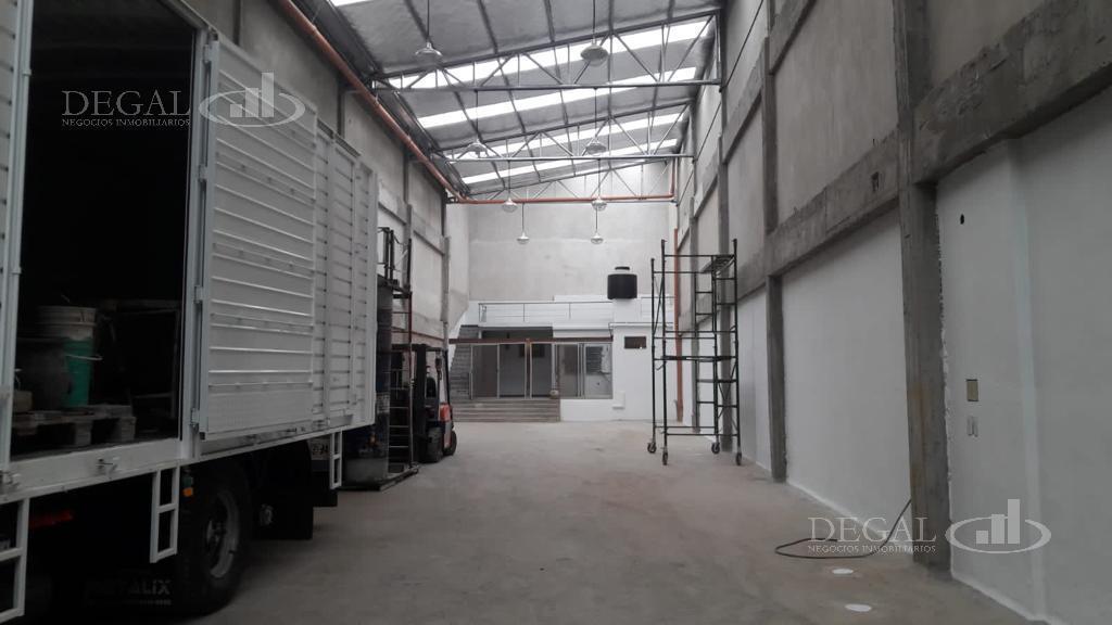 Depósito en Mataderos
