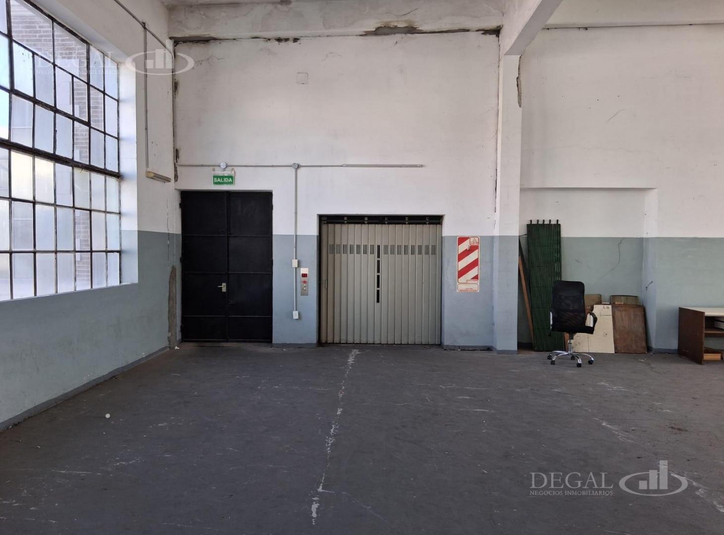 Foto de Nave Industrial - Paternal, imagen 1