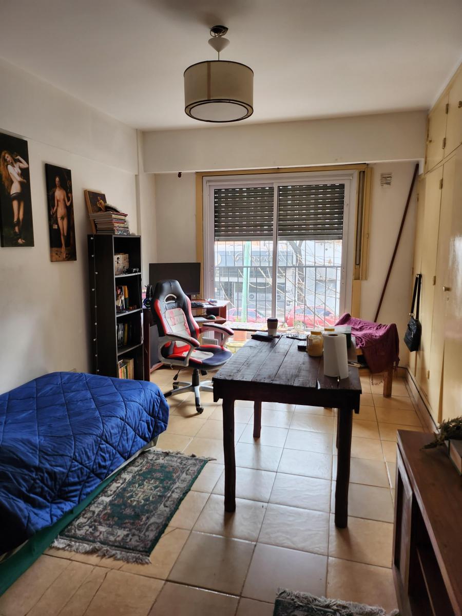 Foto de 1 Ambiente al Frente Balcón Cocina y Baño muy luminoso, imagen 3