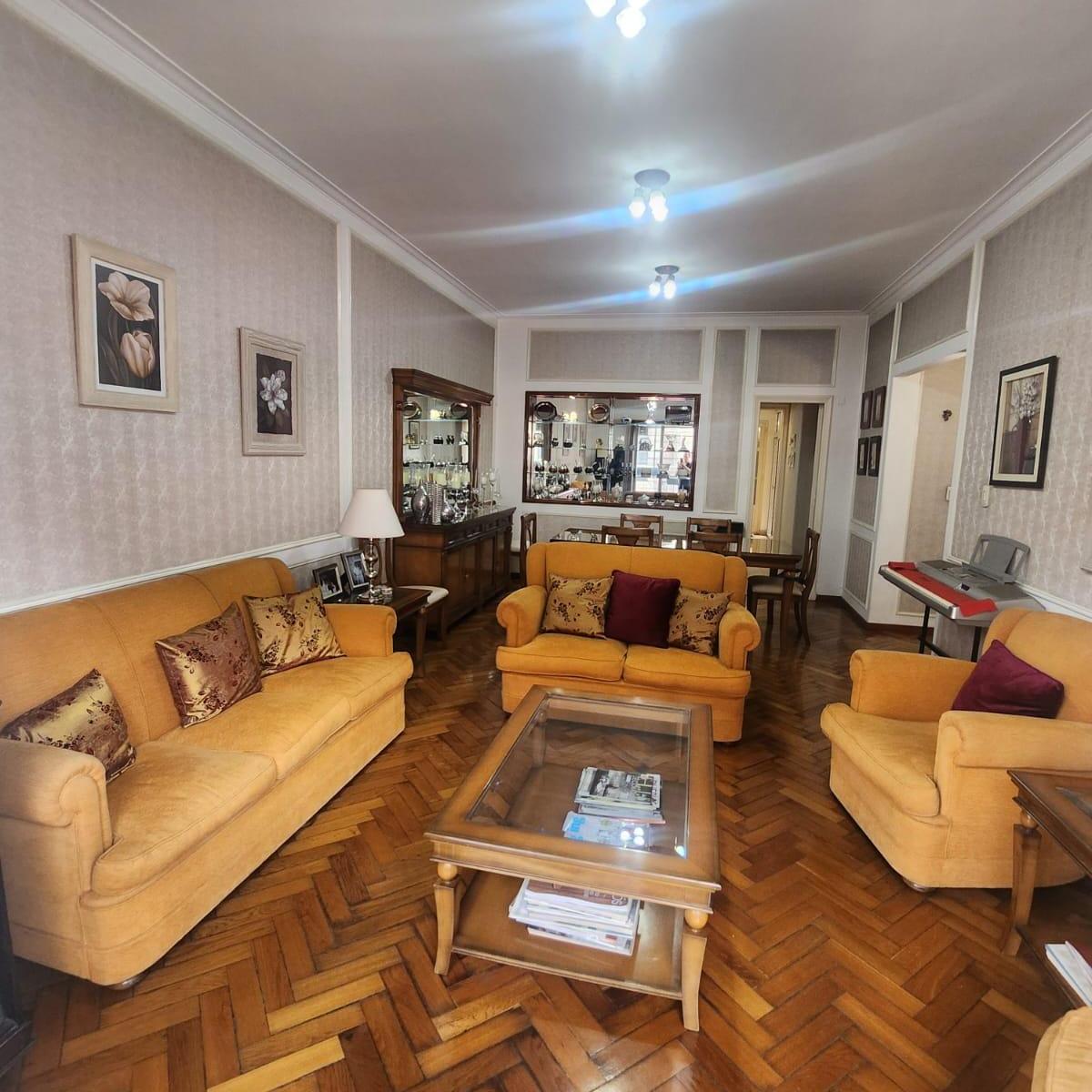 Foto de Excelente departamento, amplio y luminoso en edificio de categoría. Con, imagen 2