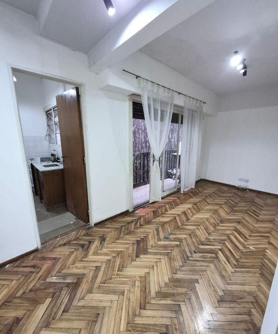 Foto de Departamento de 2 Ambientes con Balcón - Excelente ubicación., imagen 1