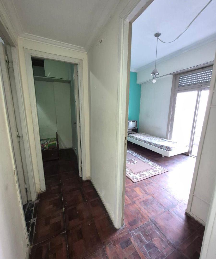 Foto de Departamento de 3 ambientes al Frente con Balcón - Zona Once, imagen 2