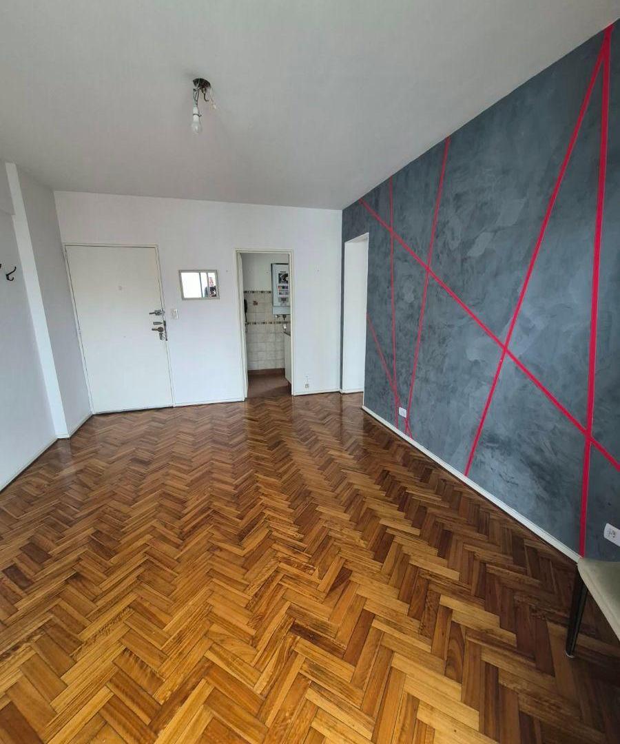 Foto de Departamento de 2 Ambientes - Muy Luminoso - Excelente Ubicación, imagen 1