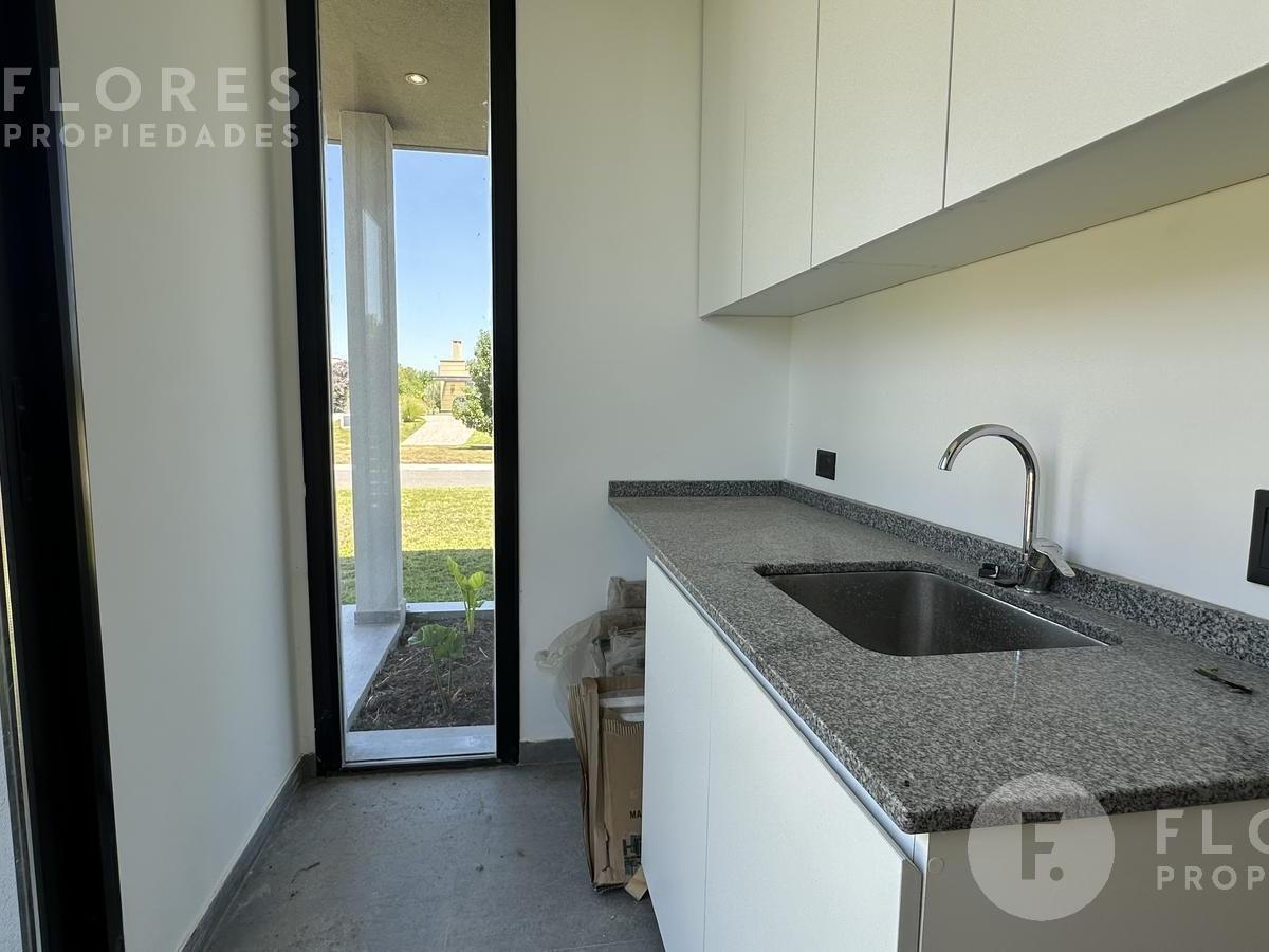 Flores Prop. Vende Casa en La Diligencia - Pilara - Pilar 3