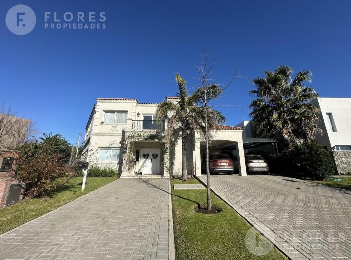 Casa en Venta 7 ambientes, 4 dormitorios Ayres Plaza, Pilar