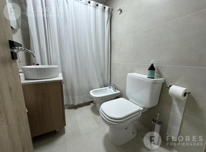 Flores Prop. ALQUILA ANUALMENTE Monoambiente en San Gerónimo - Pilar 1
