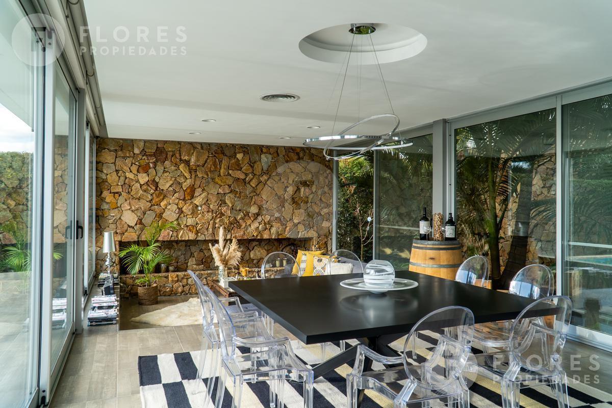 Foto de Casa en VENTA. 6 ambientes, 4 dormitorios en suite en La Lomada de, imagen 5