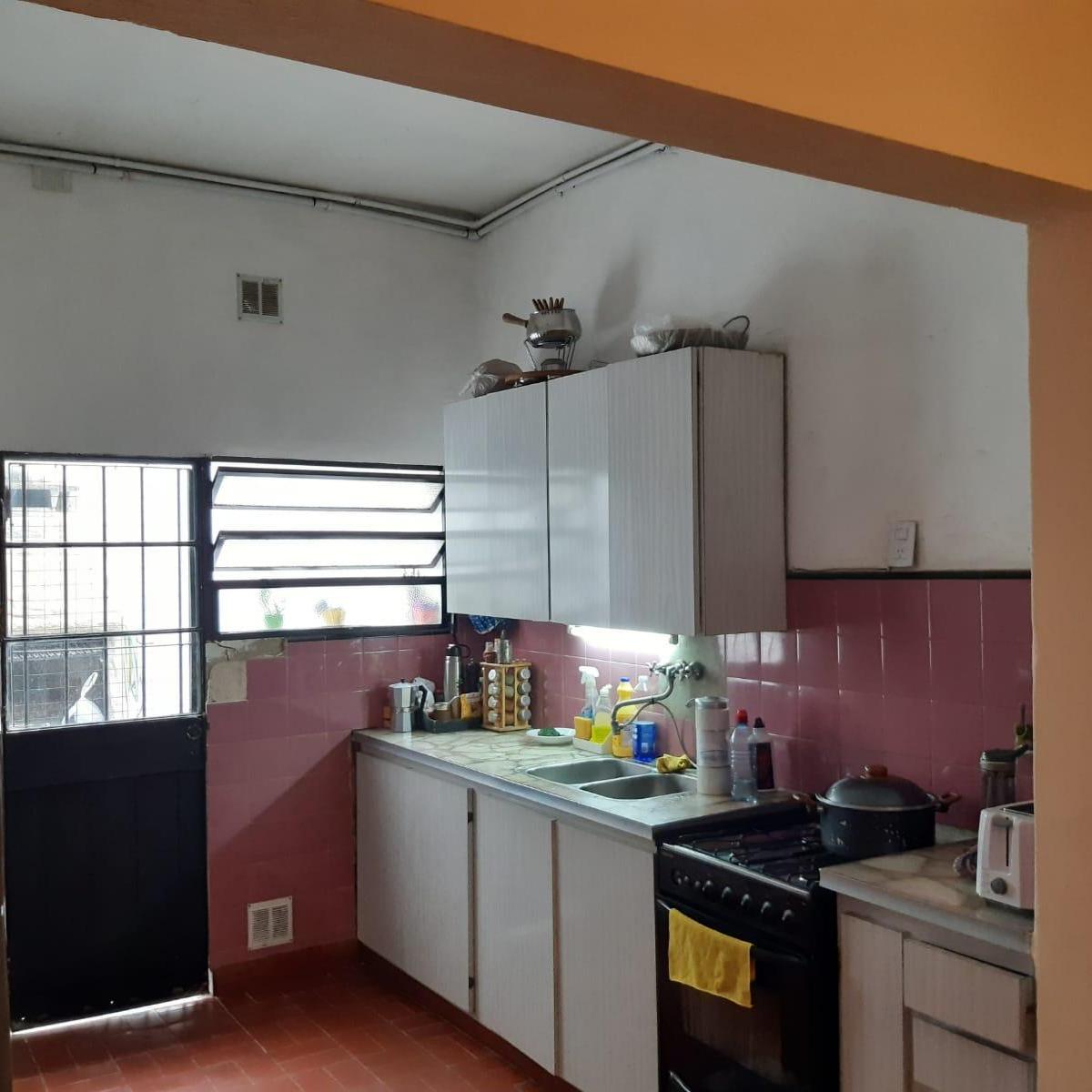 PH en Venta, 4 Ambientes Al Frente, Independiente. Haedo Sur. 1