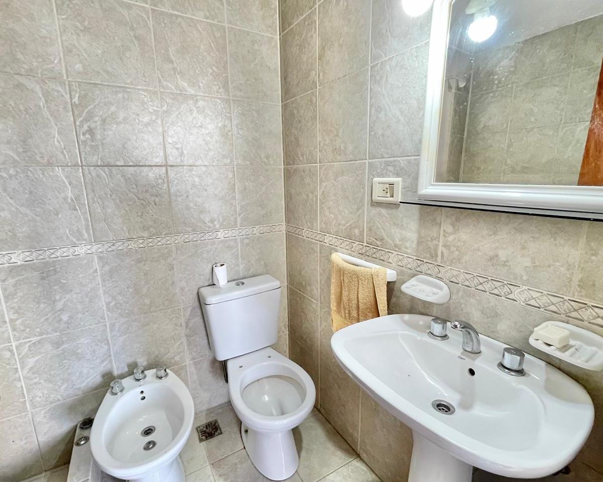 Departamento Monoambiente con Cochera, en Venta. Haedo Sur. 2