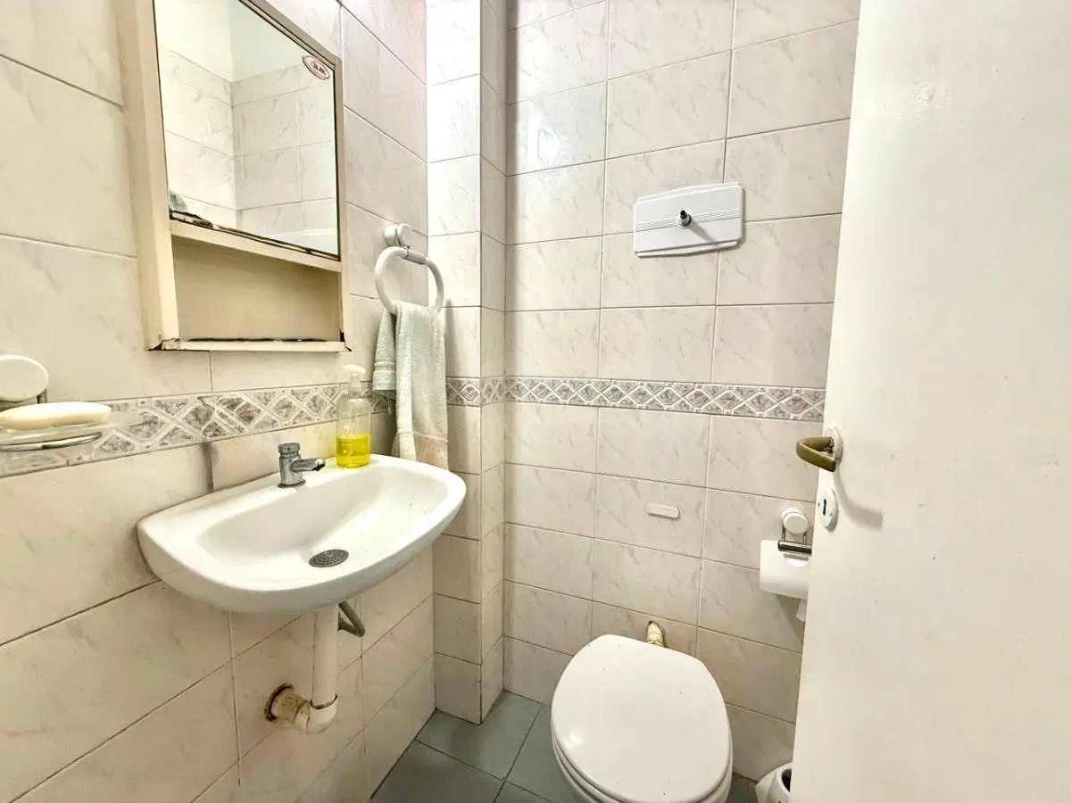 Casa PH 4 ambientes, Haedo sur. En venta. Con patio y terraza.- 8