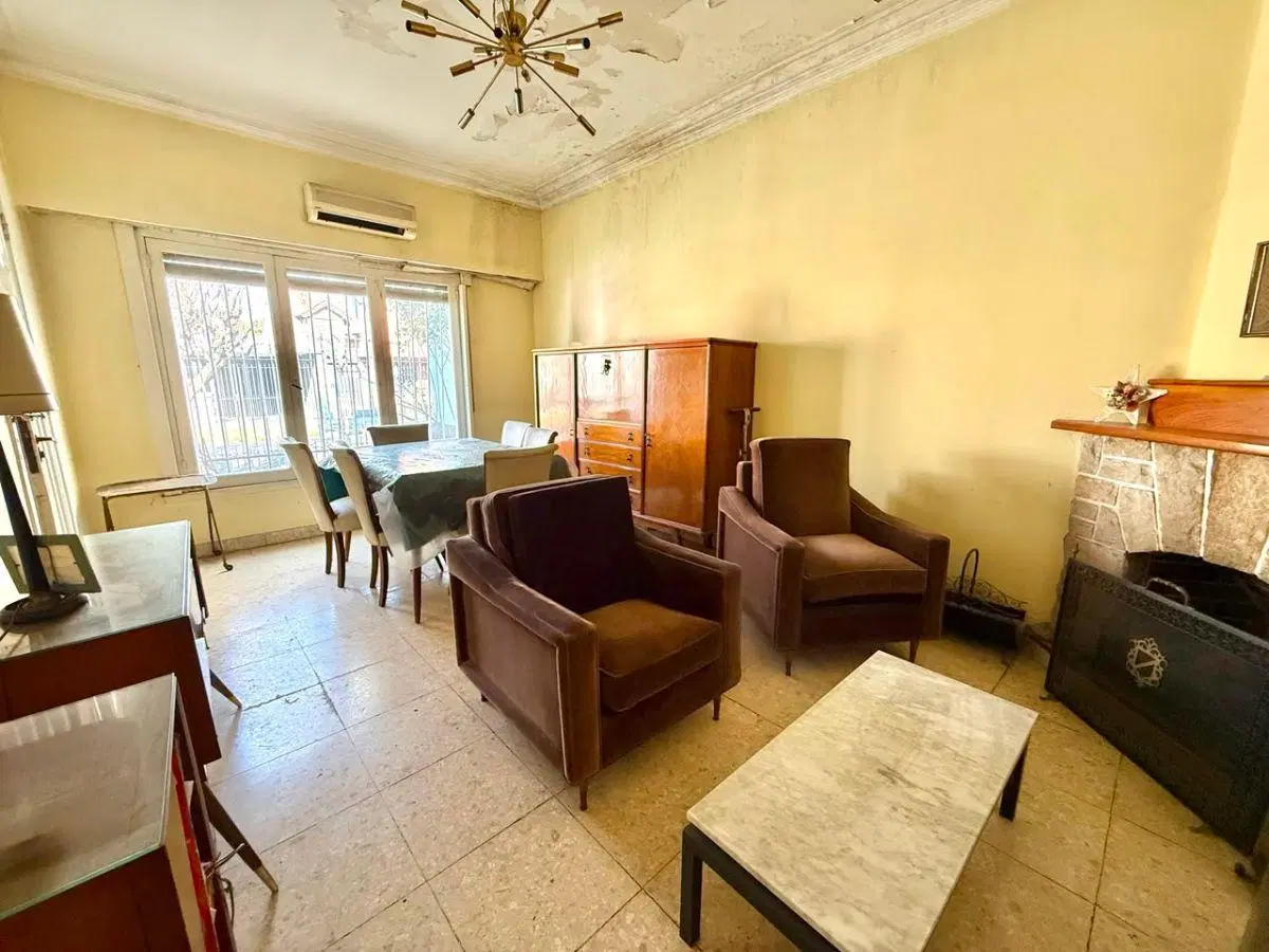 Chalet 5 ambientes, en venta, Haedo Norte Barrio Güemes. 1