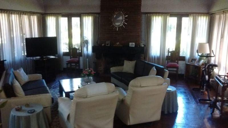 Impecable Casaquinta en Venta, en El Trébol, Ezeiza. 3
