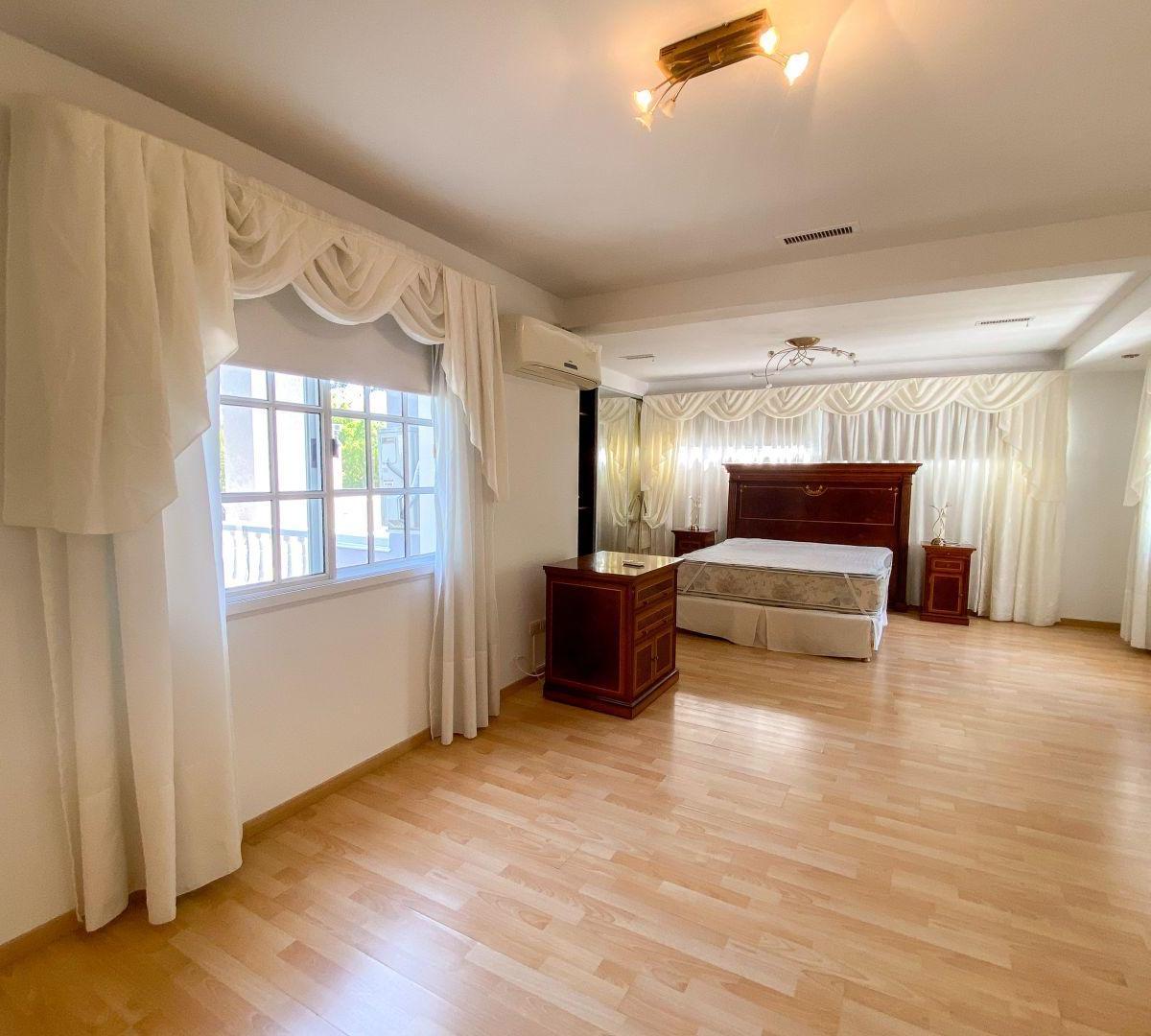 Venta de Casa 5 AMBIENTES en Solar del Bosque, Canning