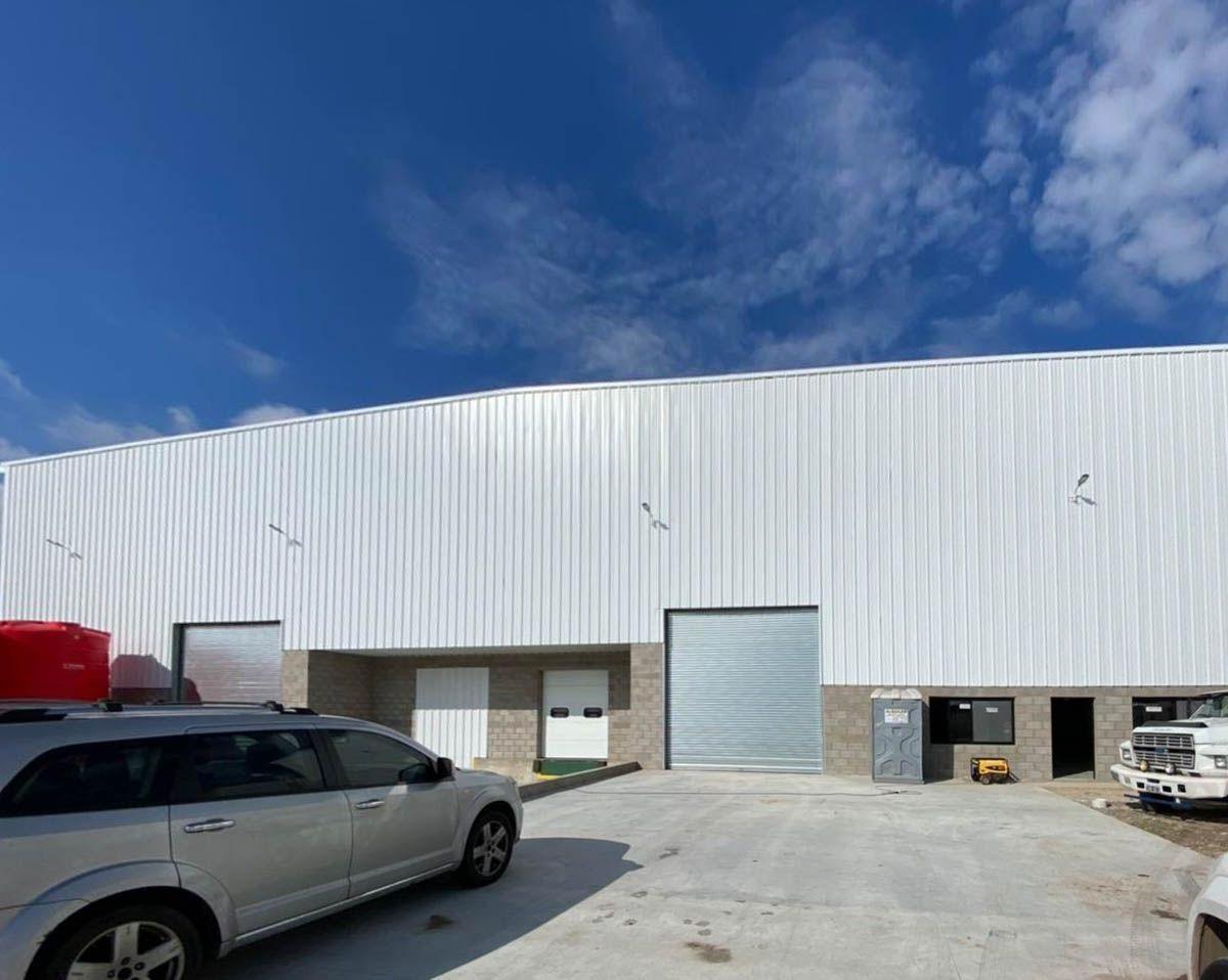 Amplia Nave Industrial en Venta, Polo Industrial Ezeiza 3