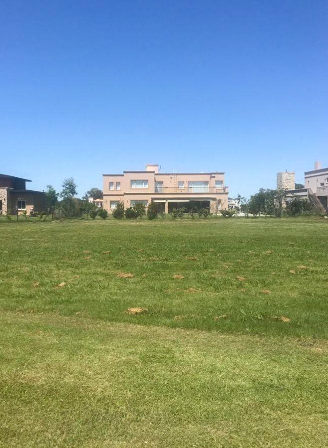 Venta de Lote en La Providencia Country Club, Canning