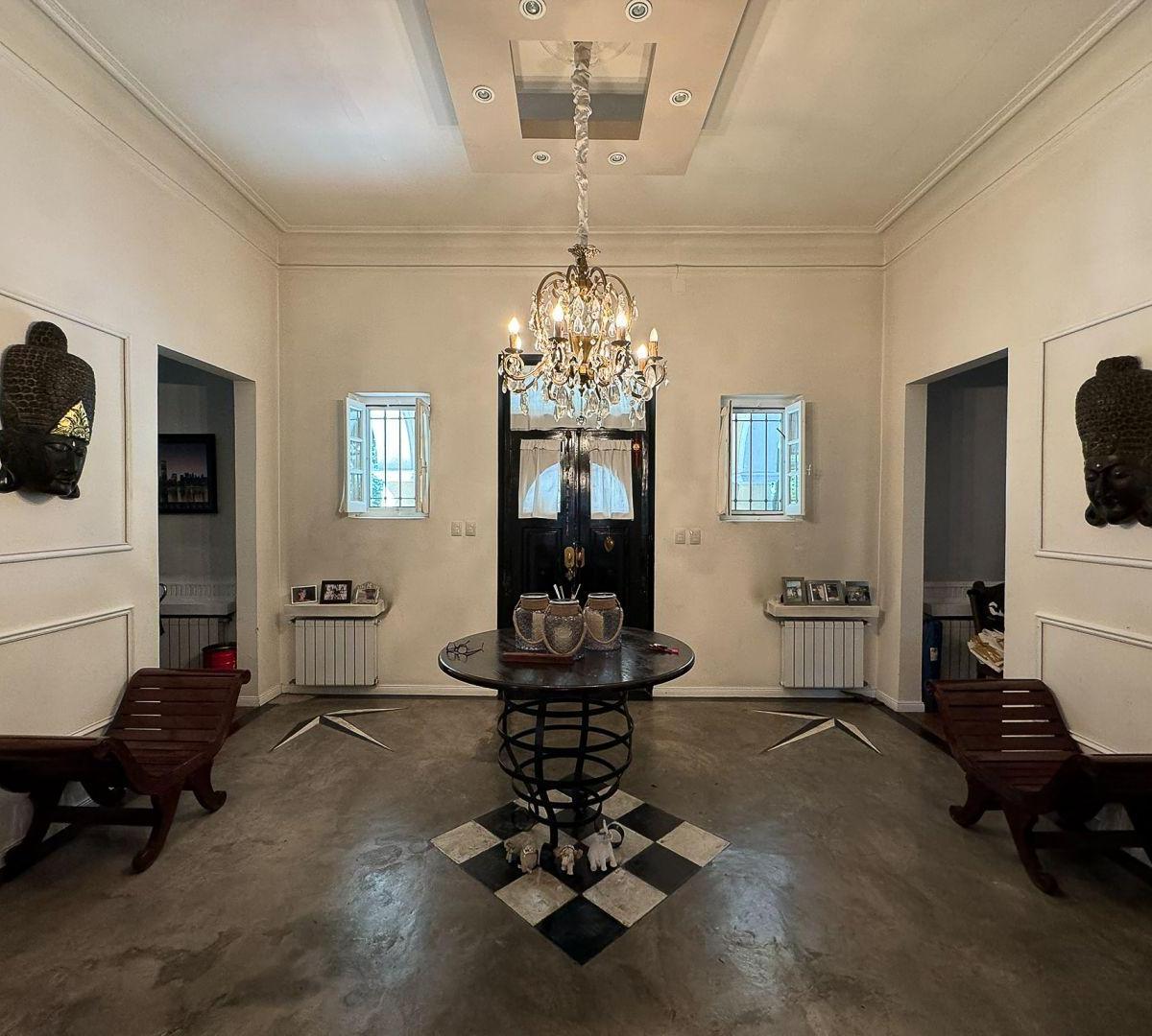 Venta de Casa 7 ambientes en Monte Grande