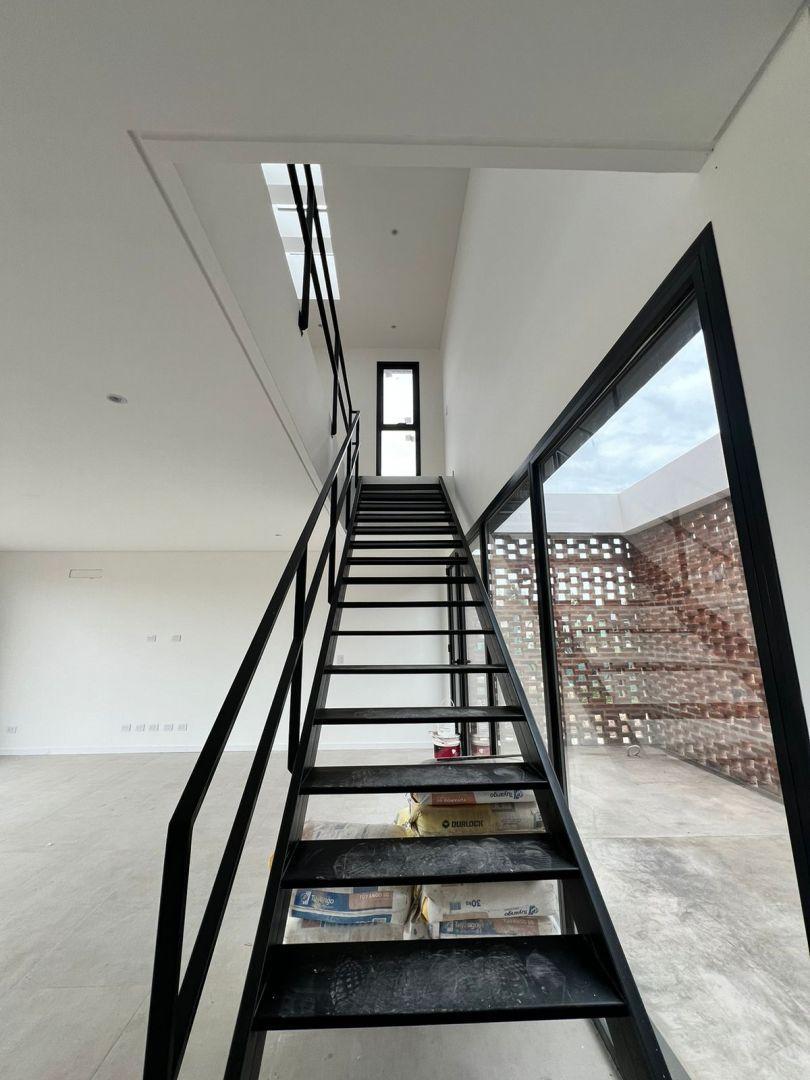 Venta de casa a ESTRENAR en Fincas del Alba
