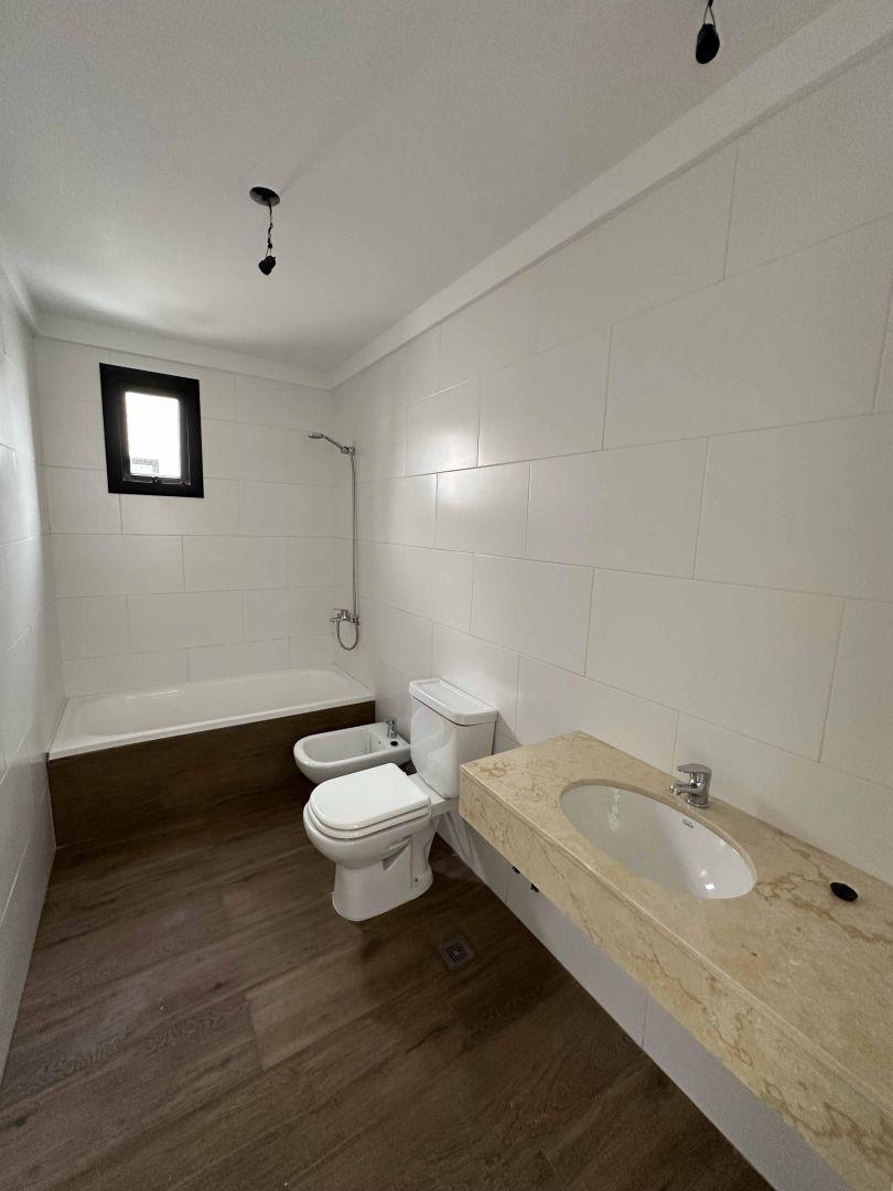Foto de Venta de Dúplex, 4 ambientes en Canning, imagen 2