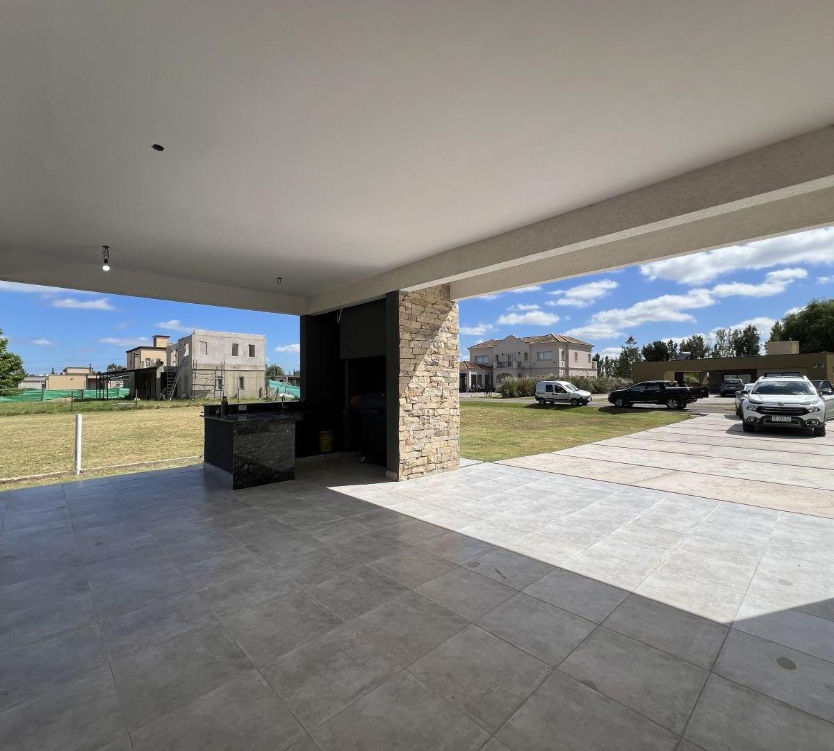 Venta Casa 5 Ambientes a Estrenar en La Magdalena, Canning 2