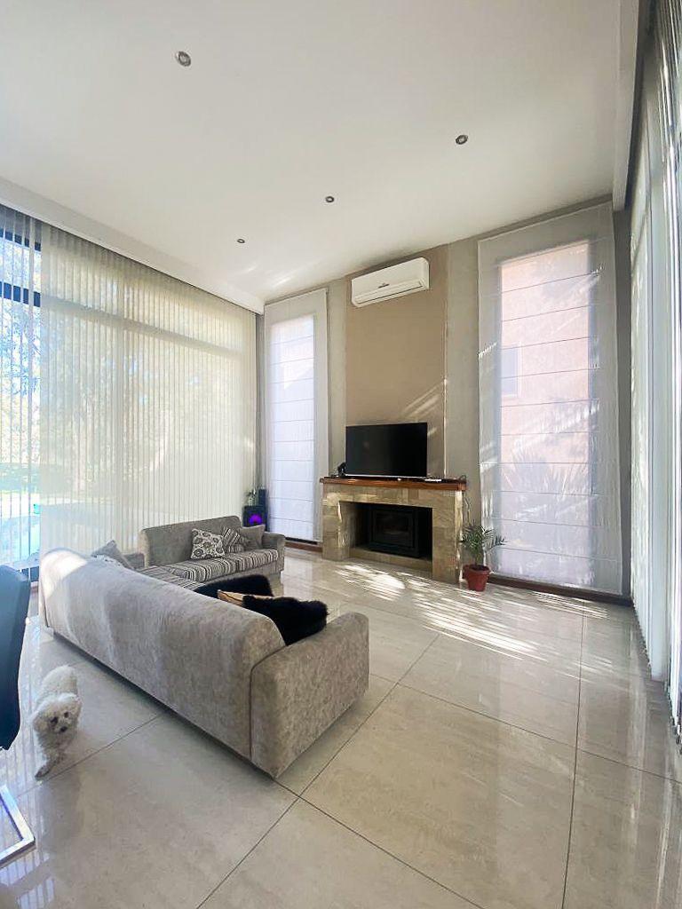 CASA EN VENTA EN SAINT THOMAS ESTE, CANNING