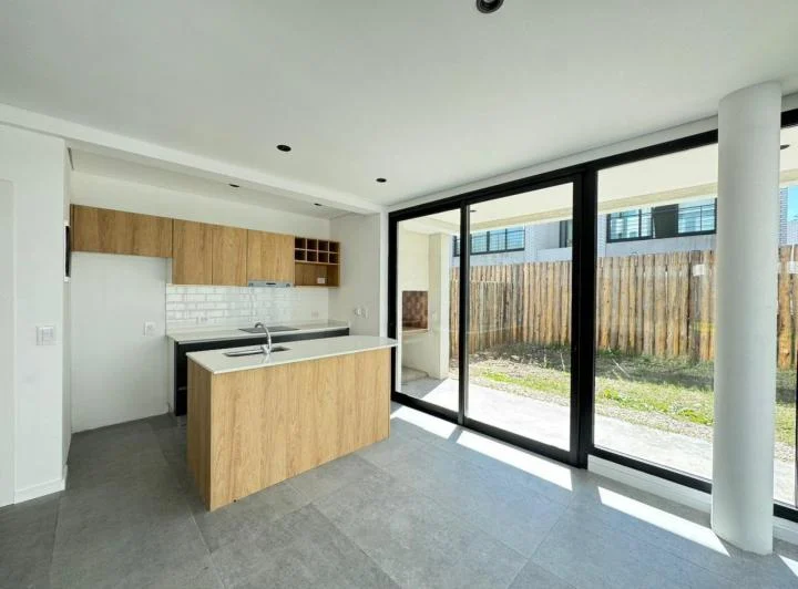 Departamento en alquiler en Bosques de Champagnat, Canning 5