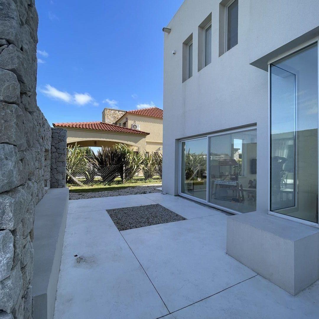 Venta de Casa en El Rebenque, Canning