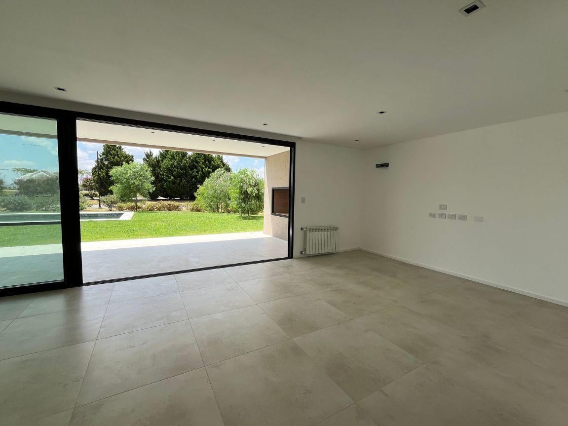 Venta de Casa en La Providencia Resort & Country Club, Canning