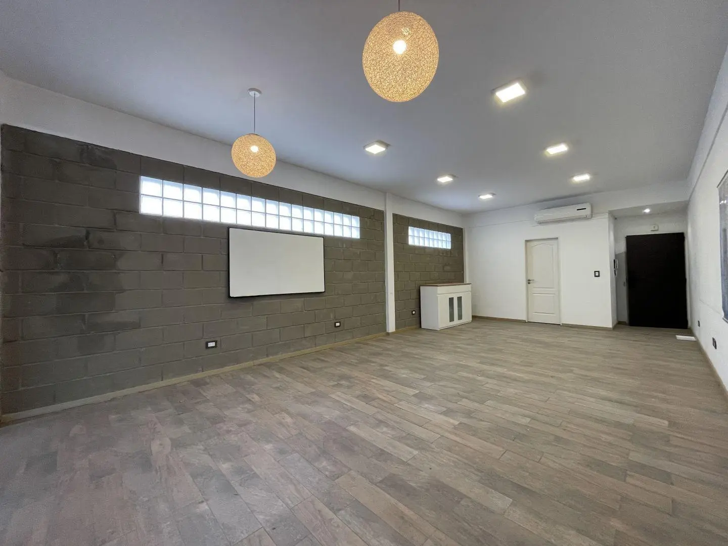Venta de Oficina en Canning 4