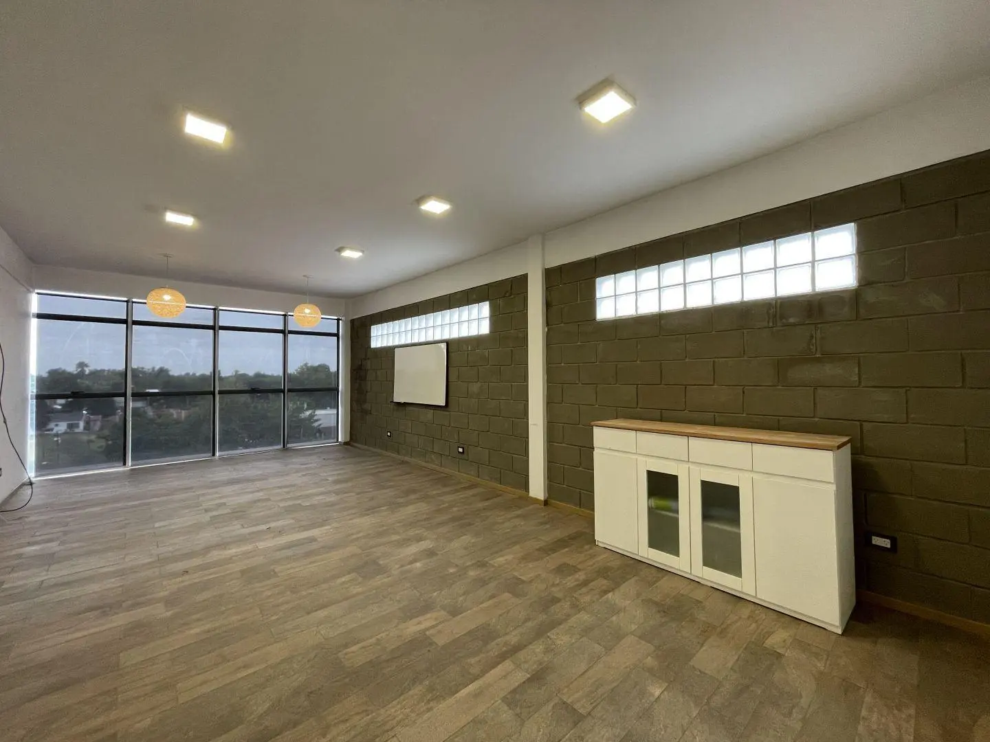 Venta de Oficina en Canning 2