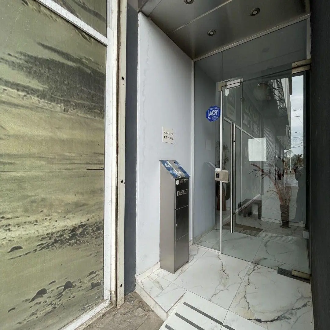 Venta de Oficina en Canning 8