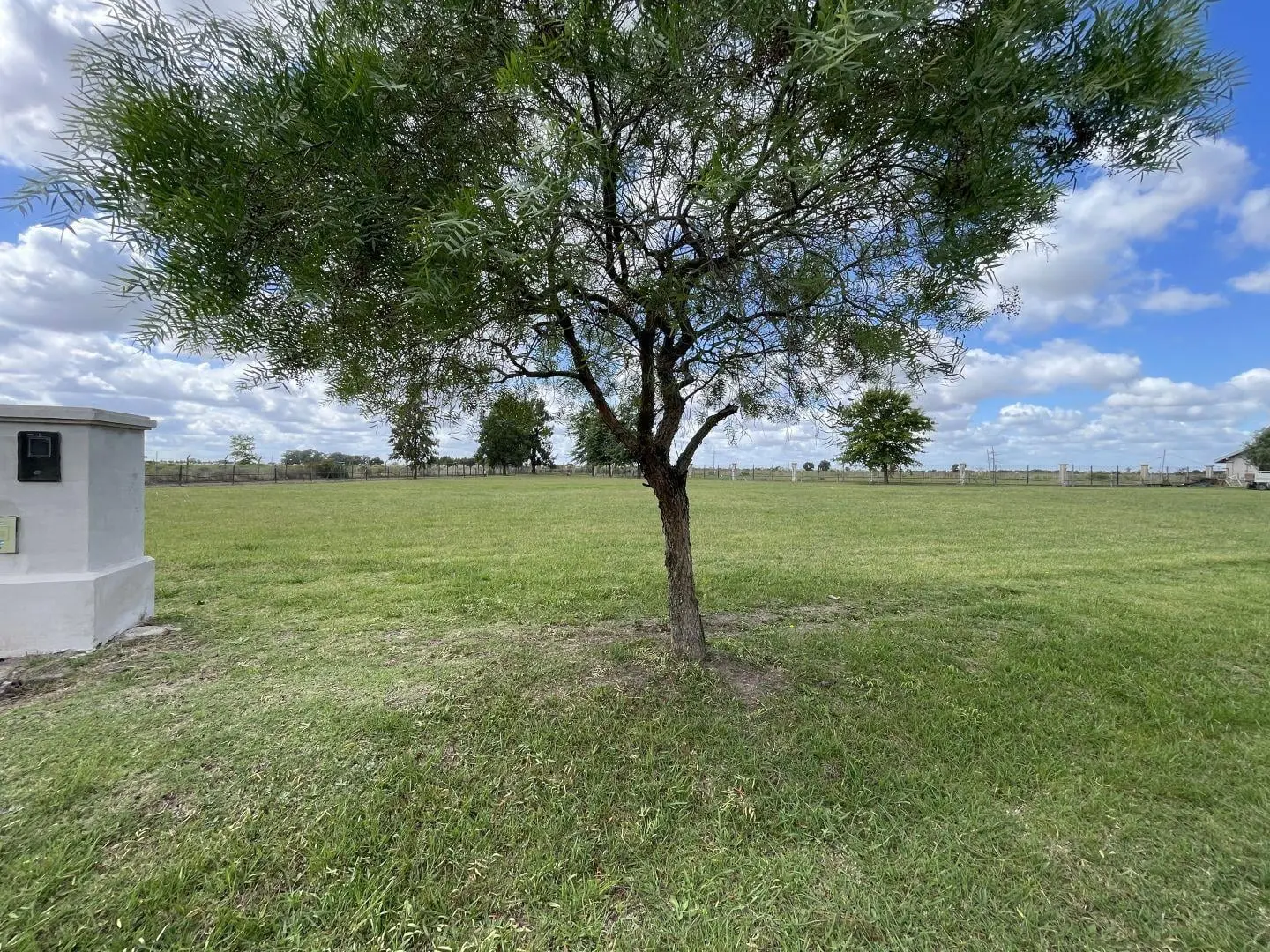 LOTE EN VENTA EN FINCAS DEL ALBA 4