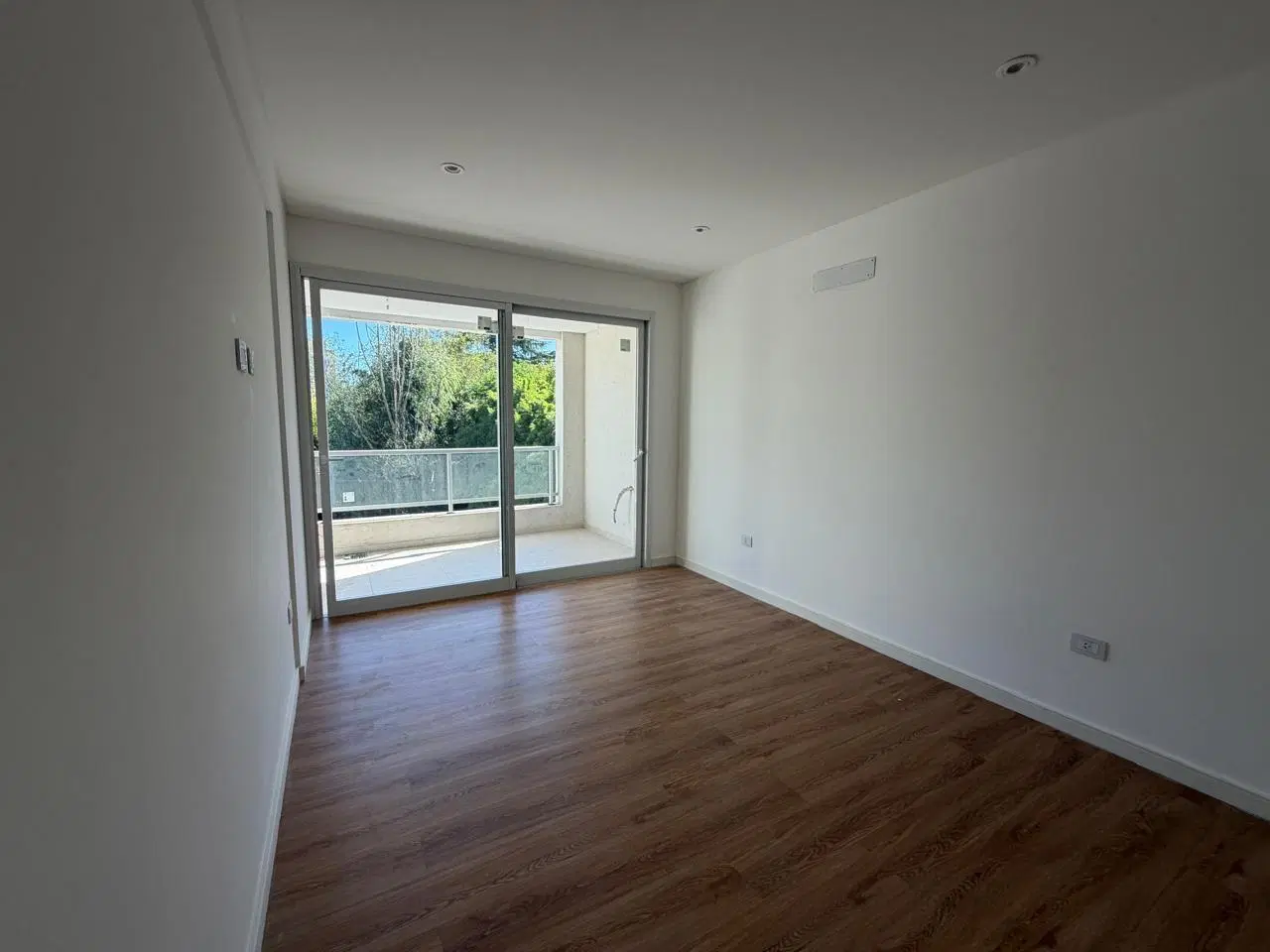 Departamento en Alquiler de 2 ambientes en Canning. 2