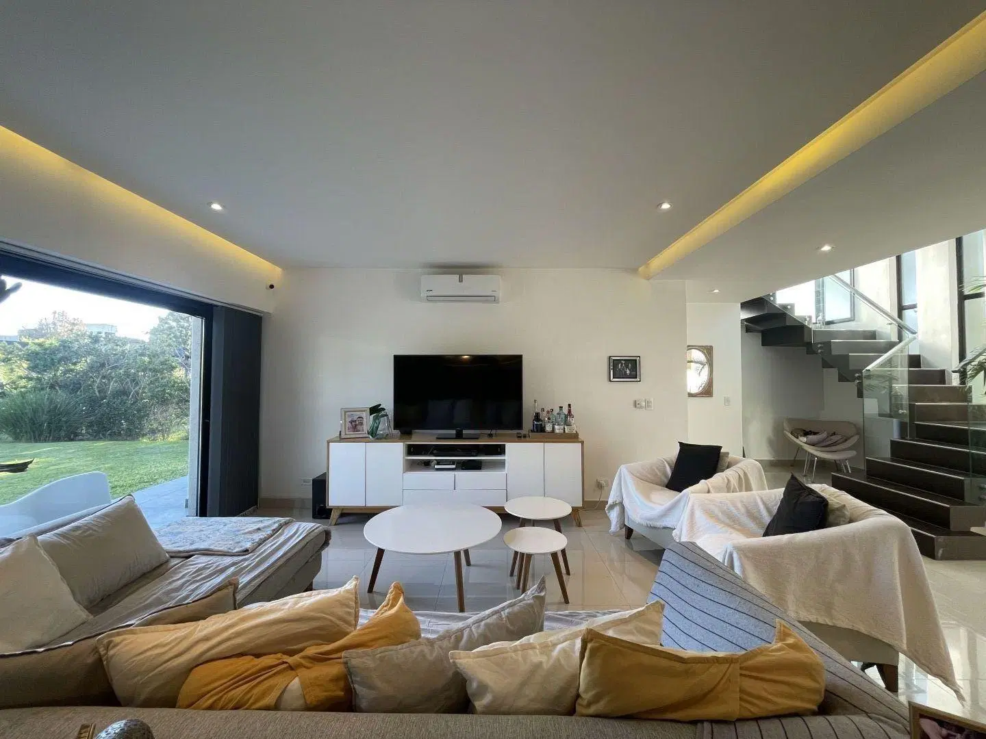 Alquiler de Casa en Los Naranjos, Canning 2