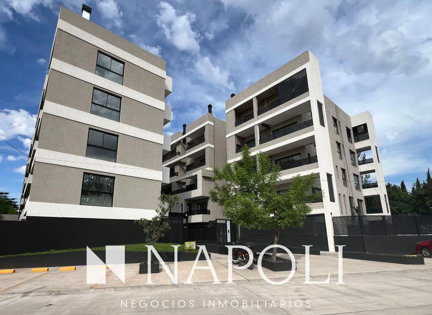 Alquiler de Departamento en Cactus Luxury Residence, Canning 3