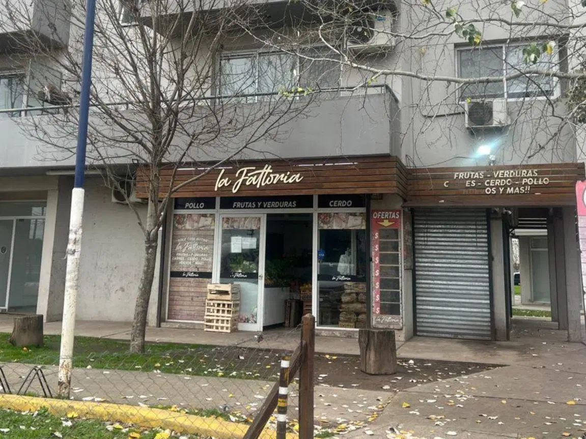 Alquiler de Local en Canning 2