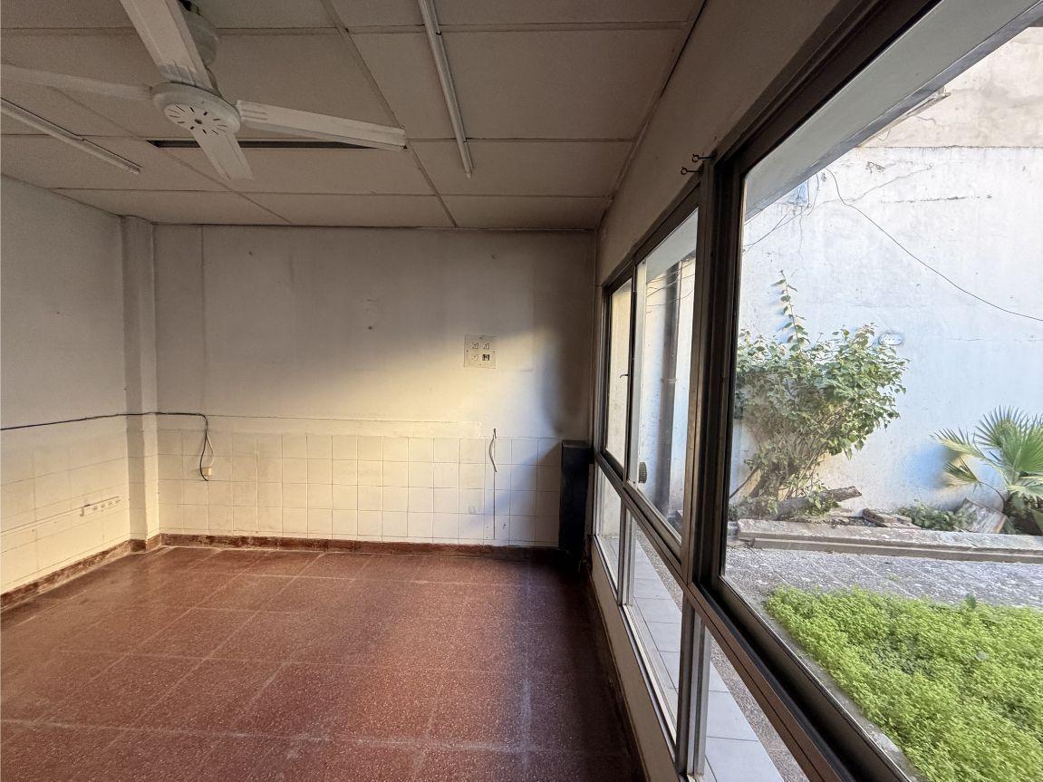 Foto de Alquiler de Local Excelente ubicación en Monte Grande, imagen 5