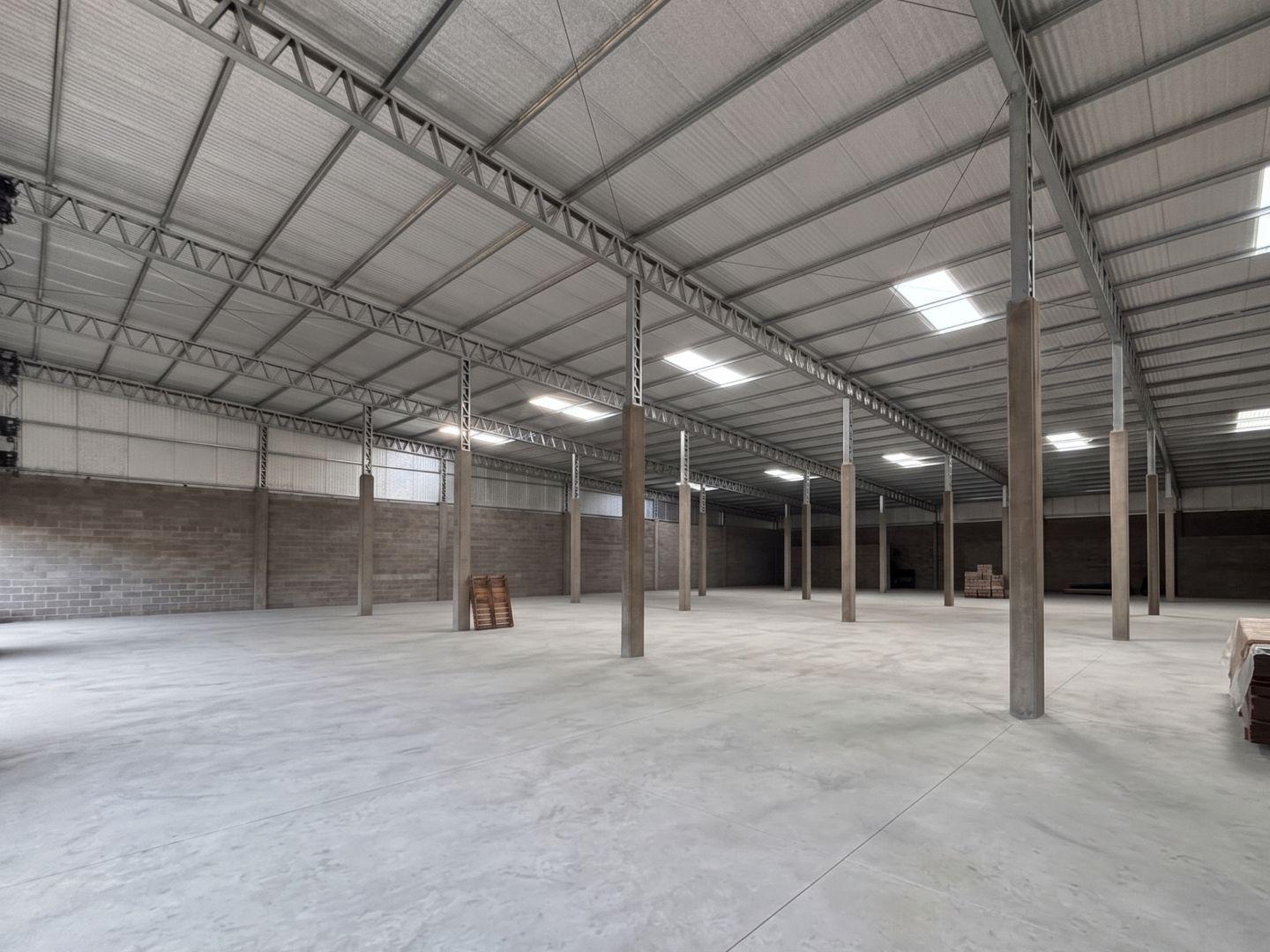 Foto de Galpón comercial en alquiler en Canning, imagen 2
