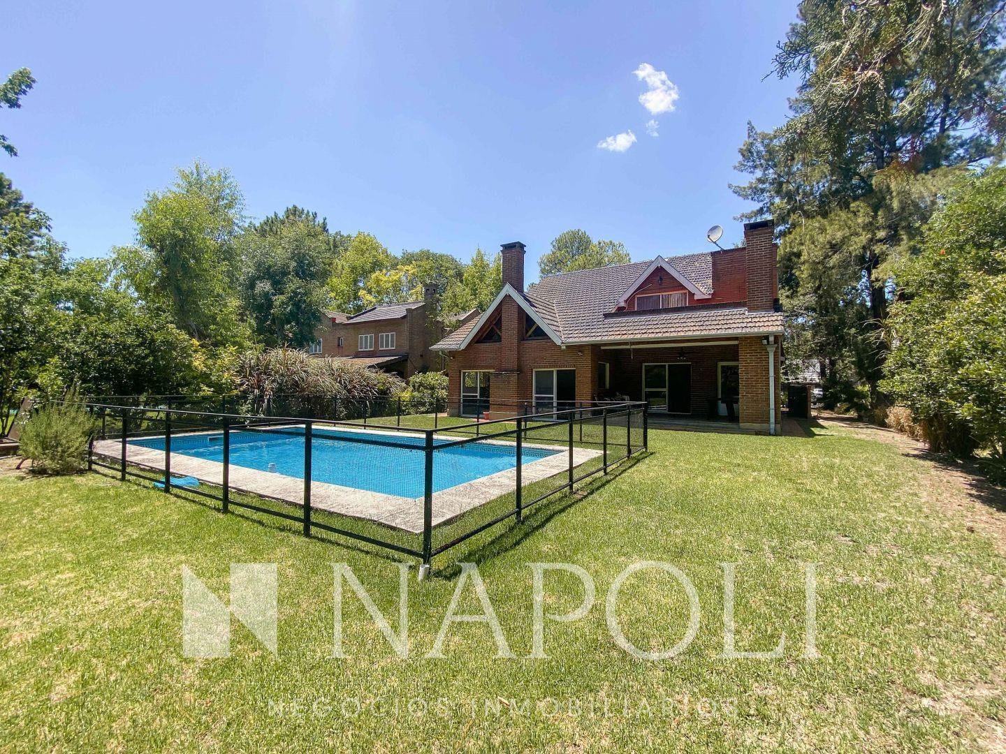Foto de Casa en Alquiler en Saint Thomas Norte, Canning, imagen 1