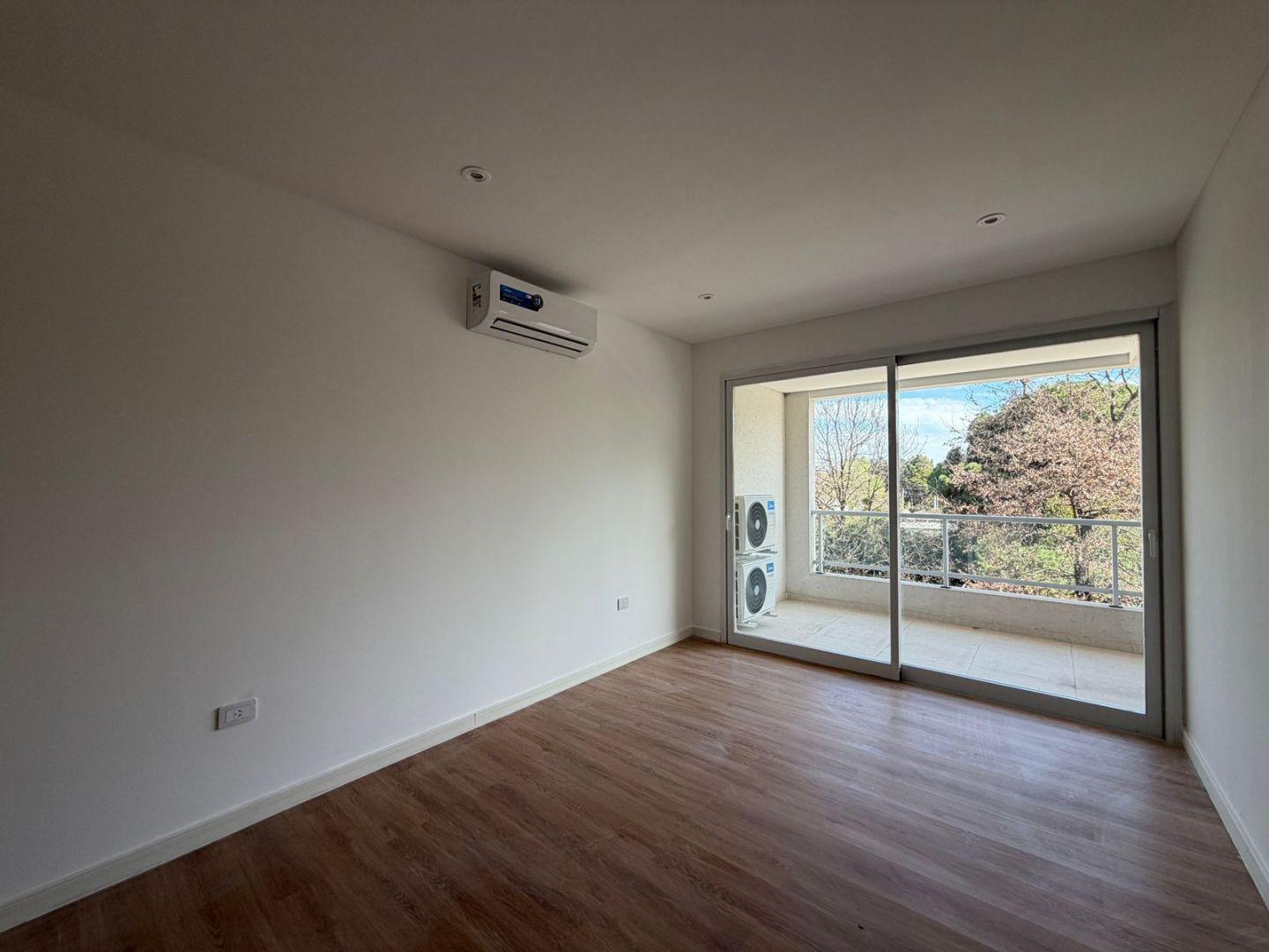 Foto de Departamento en Venta en Canning., imagen 3