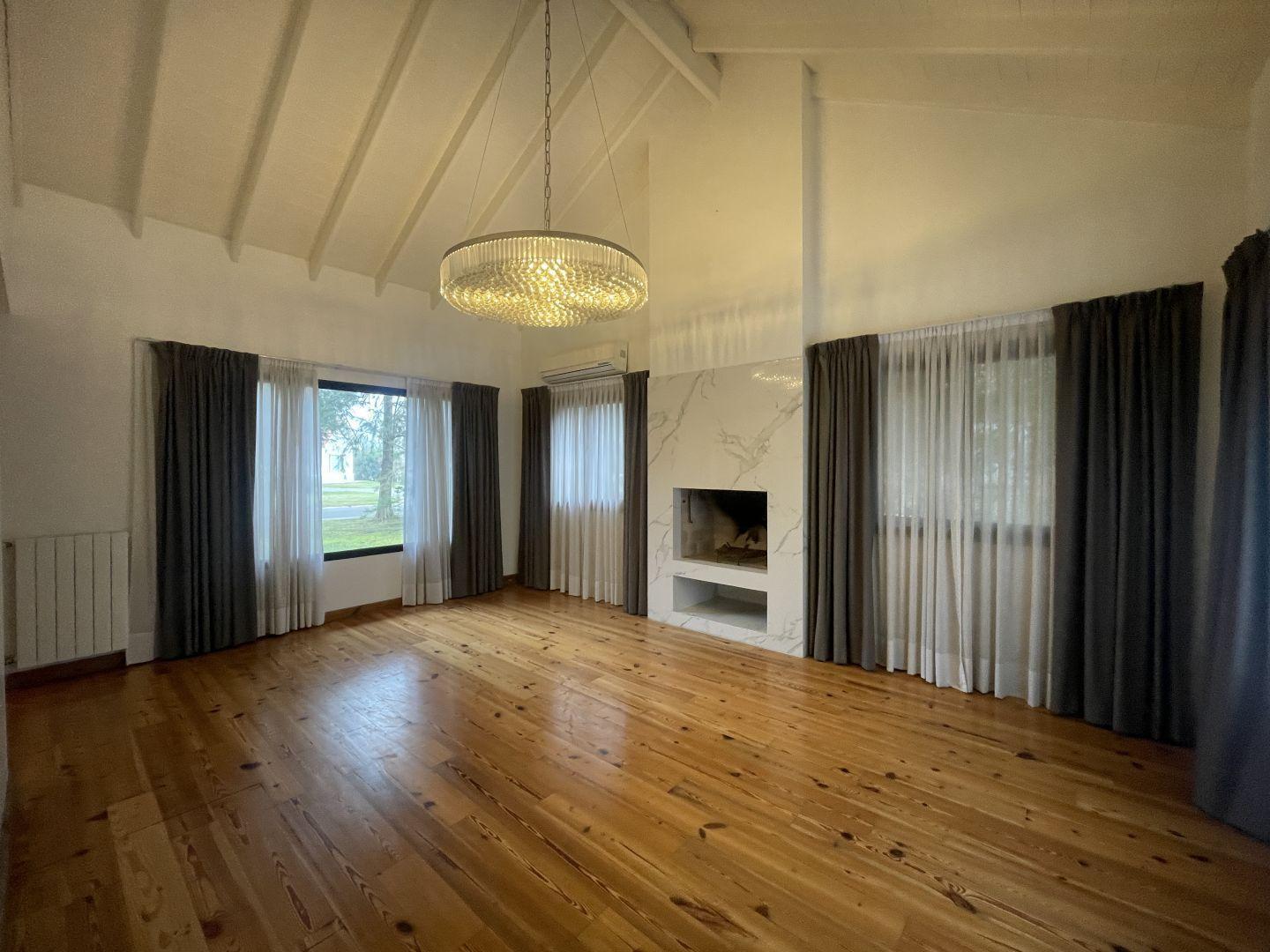 Foto de Alquiler de Casa en Saint Thomas Sur, Canning, imagen 4