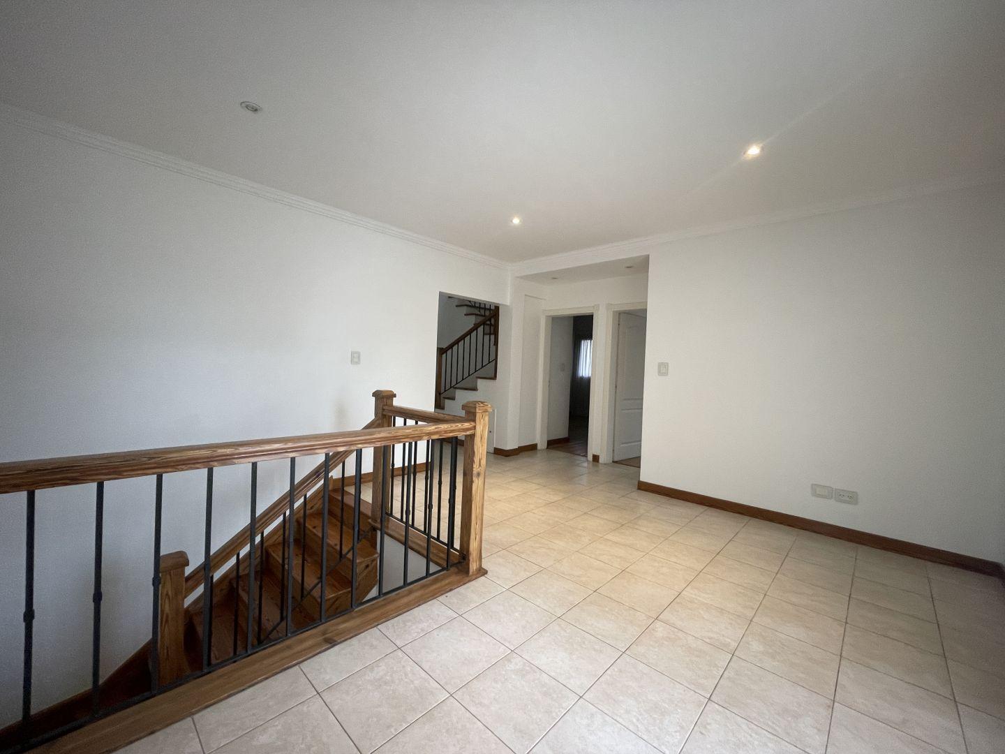 Foto de Alquiler de Casa en Saint Thomas Sur, Canning, imagen 2
