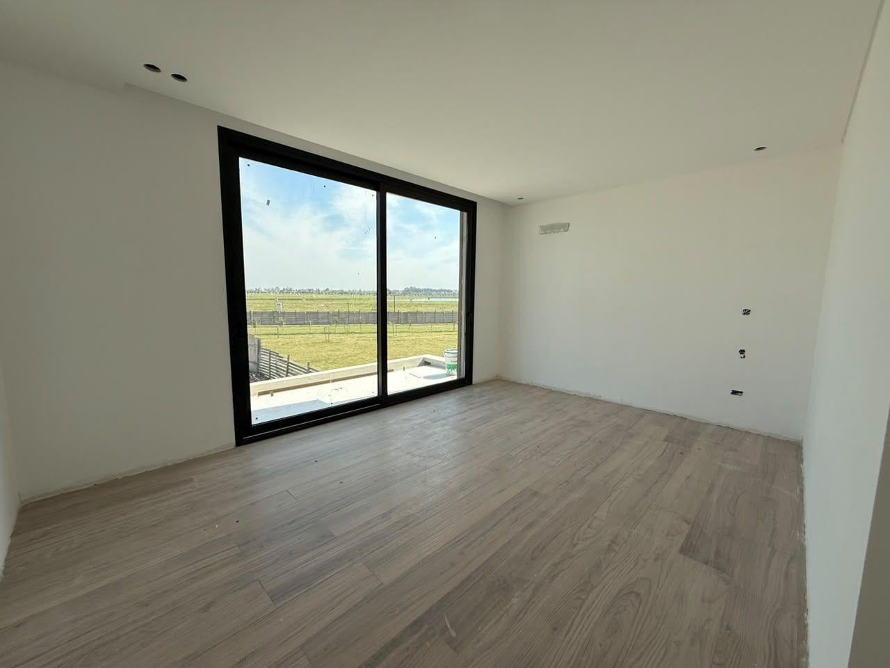 Foto de Venta de Casa en Barrio Privado Terralagos, imagen 3