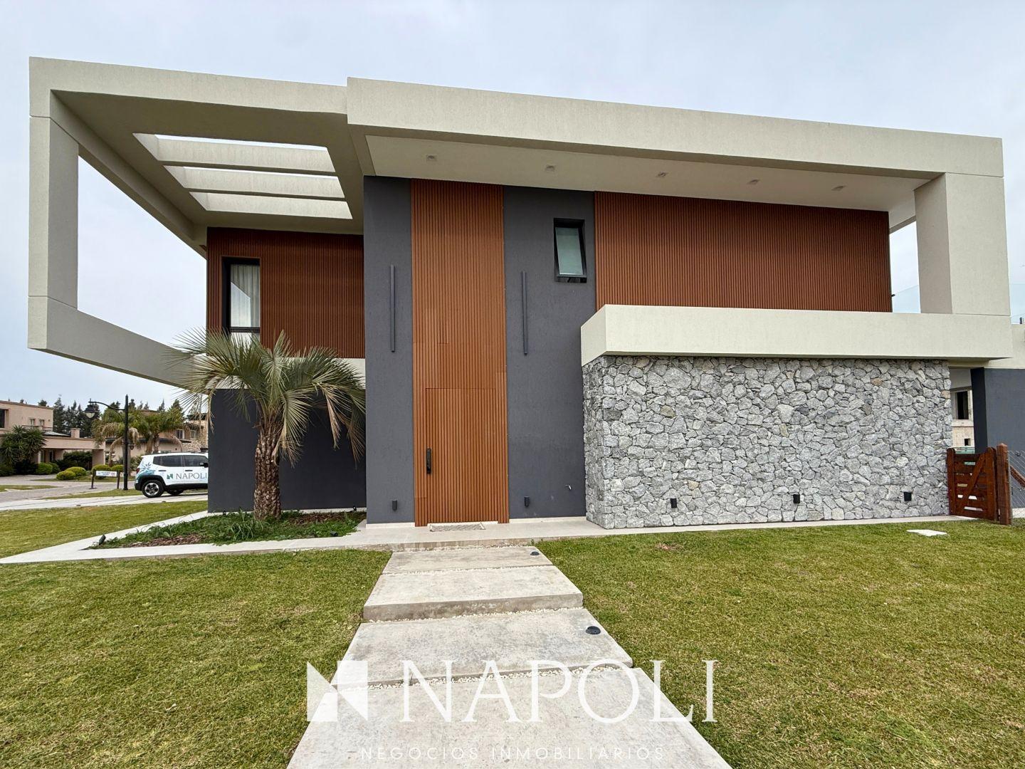 Foto de Venta de Casa en La Providencia Resort & Country Club, Canning, imagen 1