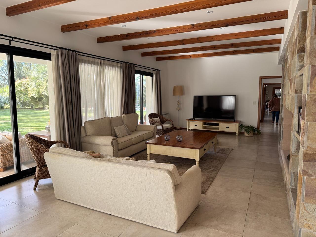 Foto de Venta de Casa en Saint Thomas Canning, imagen 5