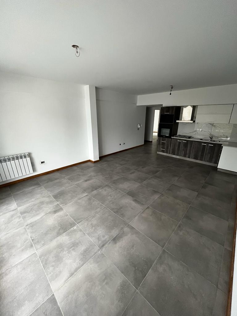 Departamento de 3 Ambientes de Categoria, Balcon con Parrilla 3
