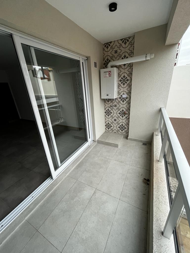 Departamento de 3 Ambientes de Categoria, Balcon con Parrilla 2