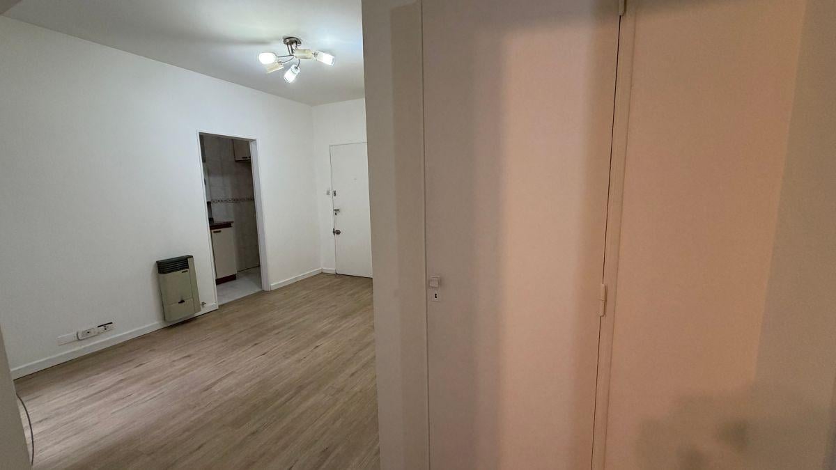 Foto de DEPARTAMENTO DE 2 AMBIENTES EN CABALLITO, imagen 2