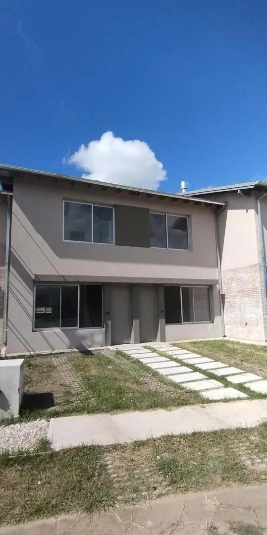 Duplex en venta a estrenar en Dos Cedros Pilar 4