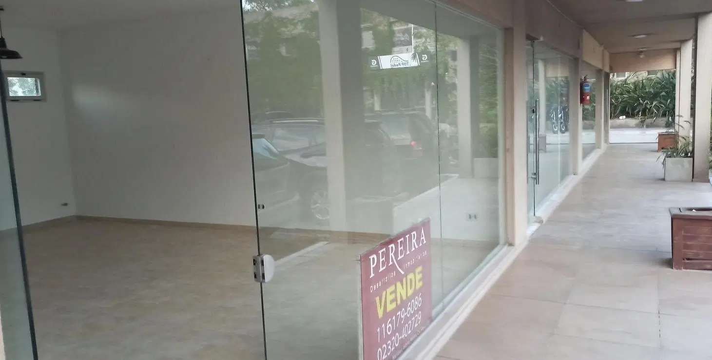 Venta Local Escobar Garin Centro comercial Tortuguitas Point 5