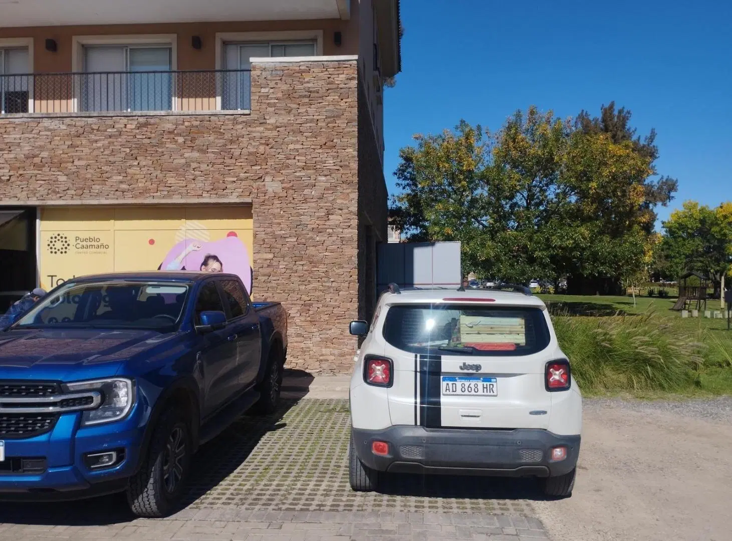 Alquiler Local  59D  superficie 34m2 - Pueblo Caamaño , Pilar 2
